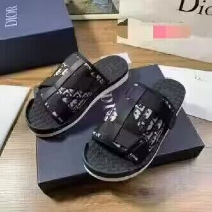 D*or homme slippers
