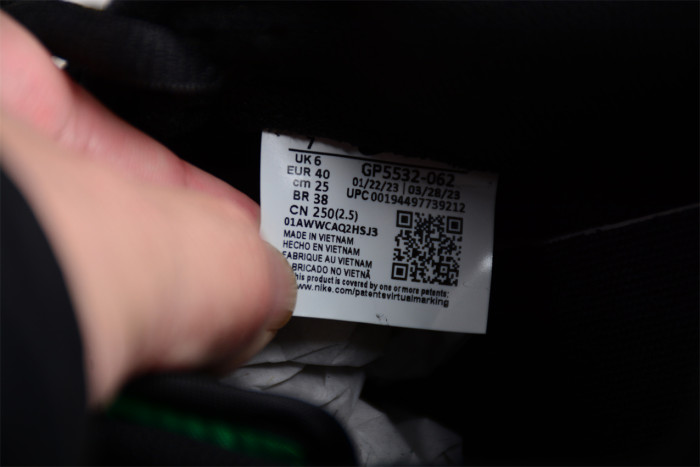 The Powerpuff Girls x Nk SB Dunk Low GP5532-062