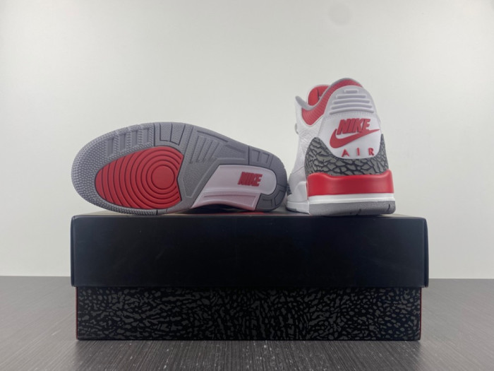 Air Jordan 3 Retro “Fire Red” DN3707-160