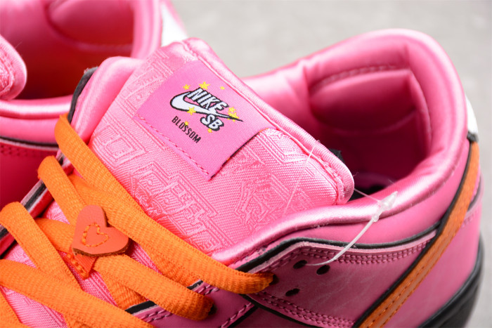 The Powerpuff Girls x Nk SB Dunk Low FD2631-600