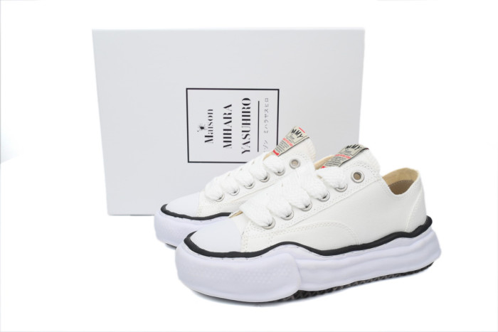 MIHARA YASUHIRO White White and Black Lines MMY-023